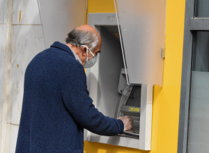 Οι όροι και η διαδικασία για την προκαταβολή της προσωρινή σύνταξης
