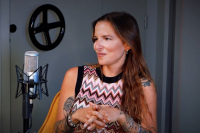 Εριέττα Κούρκουλου: «Πολλοί άντρες αισθάνονται λίγοι και το εκφράζουν με διάφορες ανασφάλειες» (Βίντεο)