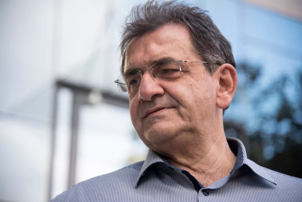 Έξαλλος με το facebook ο Θοδωρής Κολυδάς: «Πρώτη φορά που μου συμβαίνει»