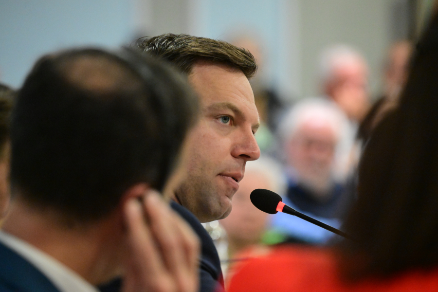 Η εκδήλωση Βαλλιανάτου και η αναβολή της συνύπαρξης Διαμαντοπούλου-Κασσελάκη