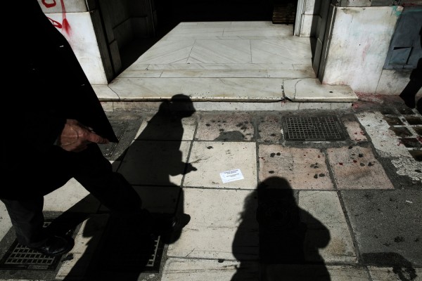 &quot;Ντου&quot; Ρουβίκωνα στο σπίτι της πρέσβεως Αυστρίας με 10 μοτοσικλέτες