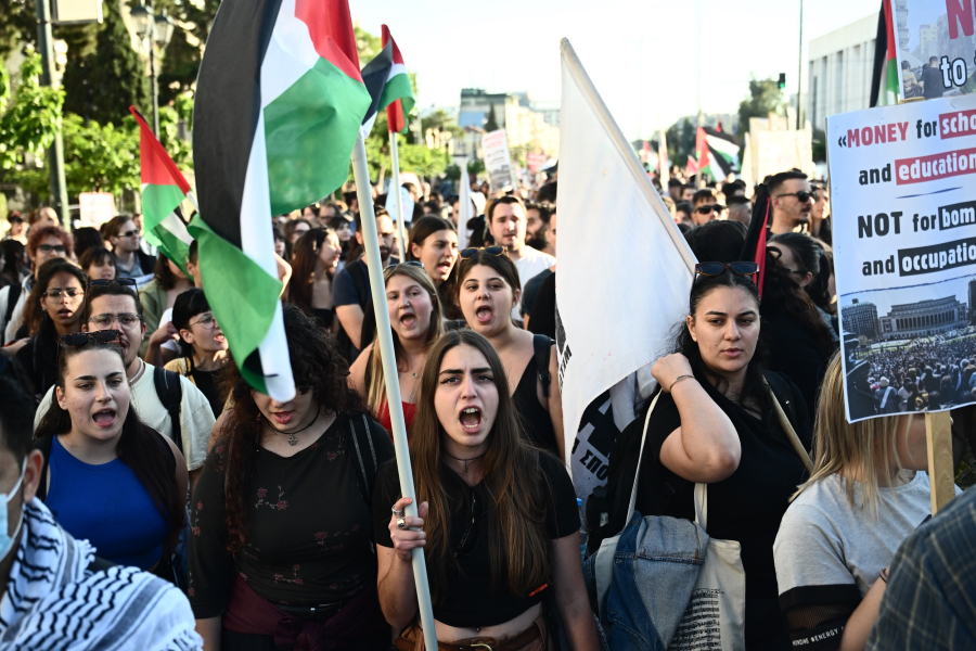 Ολονύχτιες διαμαρτυρίες των φοιτητών τη Δευτέρα σε Προπύλαια και Λευκό Πύργο για την Παλαιστίνη