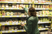 Συναγερμός στην Ευρώπη με παιδικές τροφές: Πιθανή μόλυνση με ποντικοφάρμακο