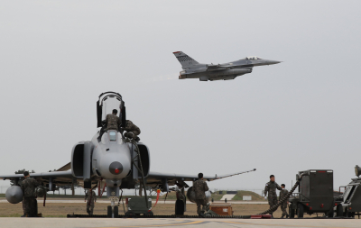 Έπεσε F-16 των ΗΠΑ στην Νότια Κορέα