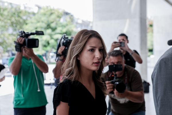 Γεωργία Μπίκα: Ελεύθερη μετά την απολογία της - Το ίδιο και οι 3 κατηγορούμενοι