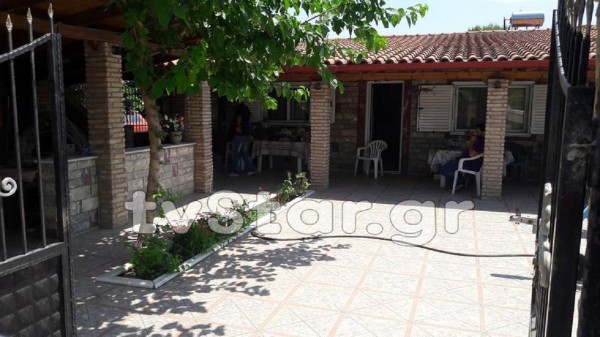 Έγκλημα πάθους στην Αταλάντη - Ζευγάρι βρέθηκε νεκρό μέσα σε λίμνη αίματος (pics+vid)