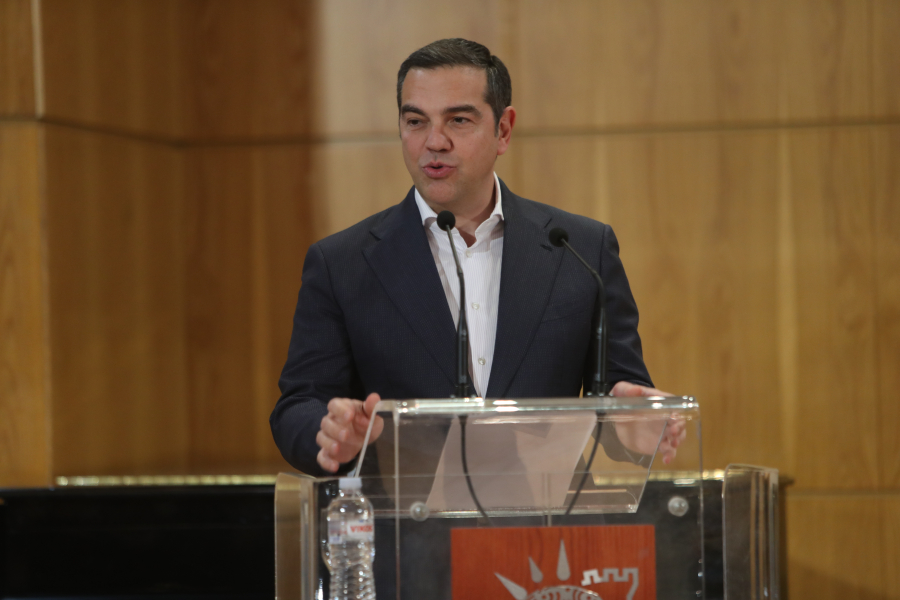 Ο Αλέξης προθερμαίνεται