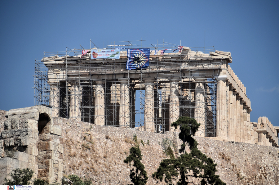 Ρομπότ σχεδίασε αντίγραφο από τα μάρμαρα του Παρθενώνα, αρνείται να το εκθέσει η Βρετανία
