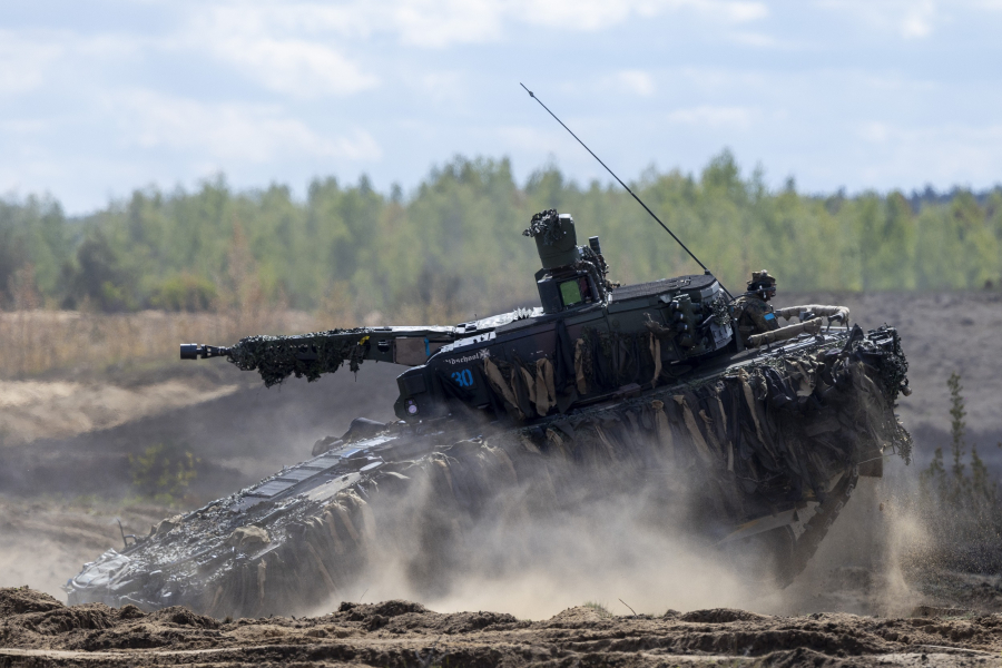 Η Γερμανία στέλνει την 45η Ταξιαρχία αρμάτων μάχης στη Βαλτική