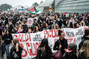 Στους δρόμους οι μαθητές και στην Ιταλία - «Φθινόπωρο δυσαρέσκειας» απέναντι στις πολιτικές Μελόνι