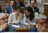 «Πυρά» ΣΥΡΙΖΑ και Χαρίτση για την παραδοχή Κεραμέως για «κενό ασφαλείας» στην υπόθεση Ασημακοπούλου