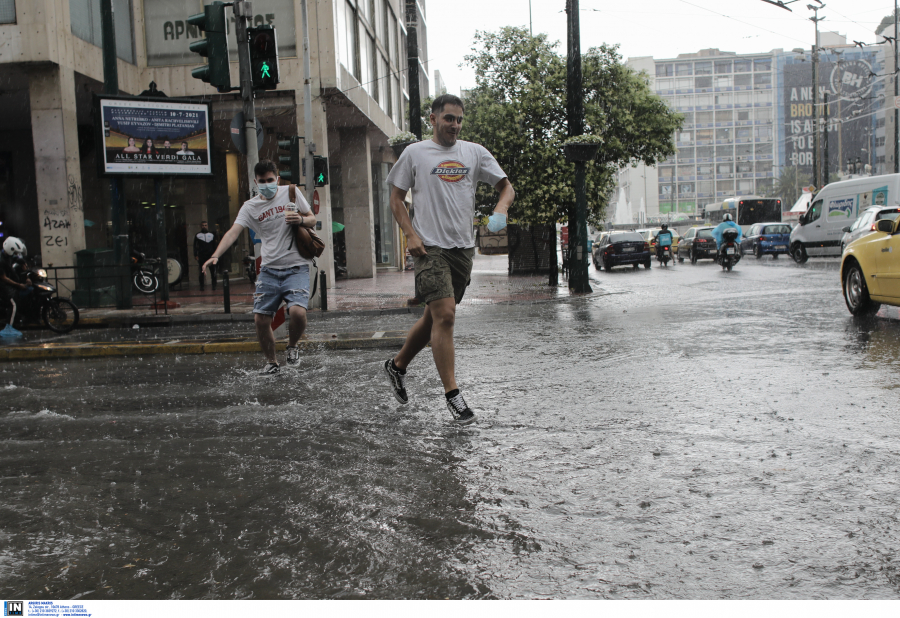 Αλλαγή στο σκηνικό του καιρού, πού θα έχει βροχές και καταιγίδες