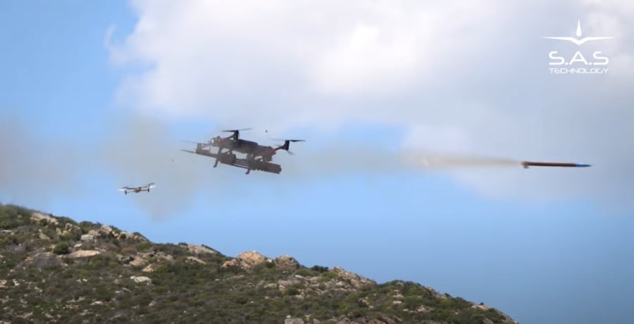 Ελληνικό drone εκτοξεύει πανίσχυρη ρουκέτα που ως τώρα έριχναν μόνο Απάτσι