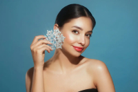 Χειμερινή περιποίηση στις γιορτές: Ό,τι χρειάζεται πραγματικά το δέρμα σου