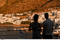Η La Repubblica προτείνει τρία ελληνικά νησιά για το καλοκαίρι του 2025