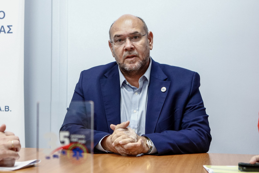 Παπαευσταθίου: Παραιτήθηκε από το ΕΚΑΒ, ανέλαβε γ.γ. Πολιτικής Προστασίας