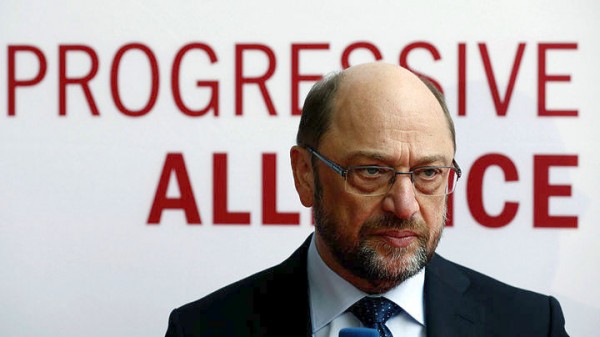 O M. Σουλτς θα θέσει σε κομματική ψηφοφορία τη συνεργασία με τoυς Χριστιανοδημοκράτες