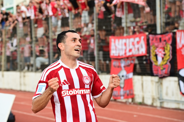 Λεβαδειακός - Ολυμπιακός 0-1: Απέδρασε με από μηχανής Σάλιακα