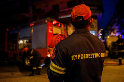 Φωτιά σε οινοποιείο στη Θεσσαλονίκη, τραυματίστηκε ένα άτομο