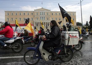 ΓΣΕΕ: Εργασιακός μεσαίωνας στα delivery και τα courier