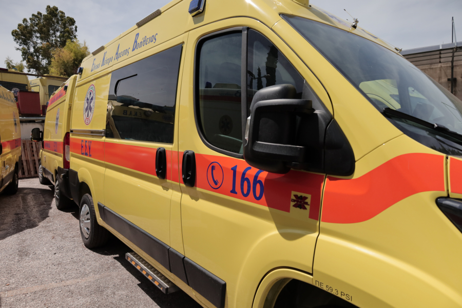 Θλίψη στη Χαλκίδα: 60χρονος ξεψύχησε στη μέση του δρόμου περιμένοντας 40 λεπτά ασθενοφόρο