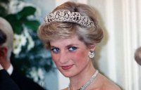 Πριγκίπισσα Νταϊάνα: Αναδρομή στα πρόσωπα της ζωής της
