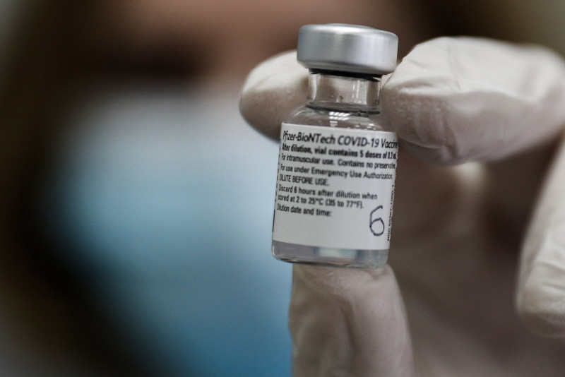 Γερμανία: Υπάλληλοι γηροκομείου εμβολιάστηκαν με... πενταπλή δόση, «δεν υπάρχει κίνδυνος» αναφέρει η BioNTech