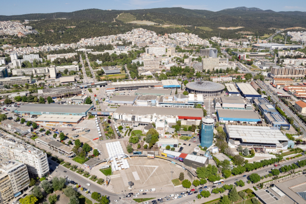 Δημοσκόπηση για τη ΔΕΘ: «Ναι» στο δημοψήφισμα, δεν πείθει το σχέδιο ανάπλασης