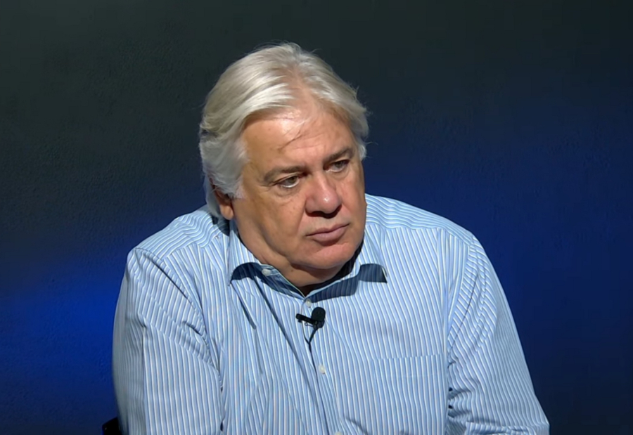 Εκτός «Αυγής» ο διευθυντής Σπύρος Σουρμελίδης