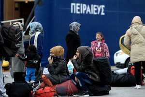 Μειωμένη σήμερα η έλευση προσφύγων στον Πειραιά