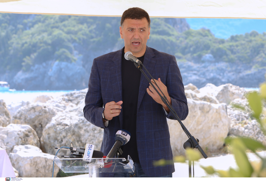 Πυρά Κικίλια κατά του Μητροπολίτη Δωδώνης: «Ντροπή η δήλωση για γυναίκες θύματα βιασμών»