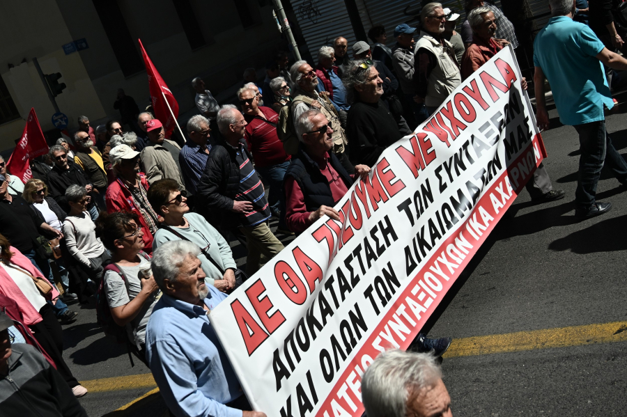 Αναδρομικά: Πότε βγαίνει η τελική απόφαση για δώρα συνταξιούχων