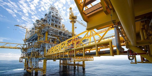 Στο οικόπεδο 10 της Κύπρου έφτασε το «Med Surveyor» της ExxonMobil