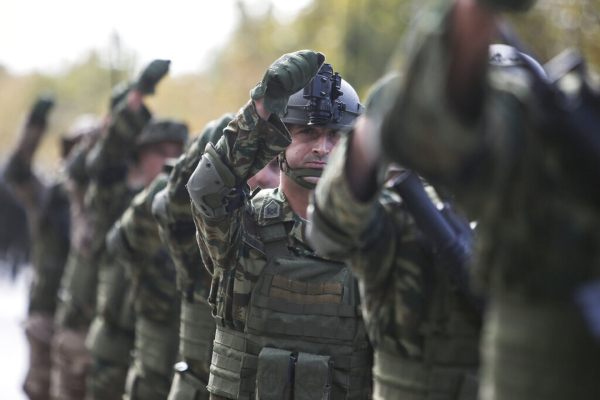 Τι αλλάζει στους μισθούς στο Στρατό και Σώματα Ασφαλείας - Όλα όσα πρέπει να ξέρετε