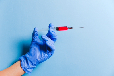 Γιατροί και νοσηλευτές το «κλειδί» για τον εμβολιασμό του πληθυσμού