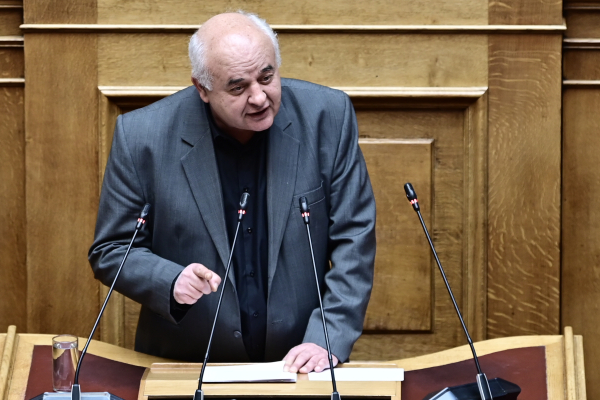 ΚΚΕ: Θα καταθέσει δική του πρόταση για τις πολιτικές και ποινικές ευθύνες για το έγκλημα των Τεμπών