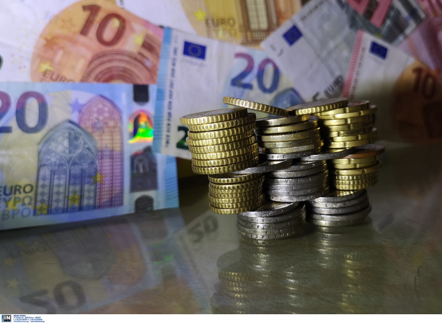 Επικουρικές συντάξεις: Ο νέος «κουμπαράς» θα δίνει έως και 257 ευρώ περισσότερα το μήνα