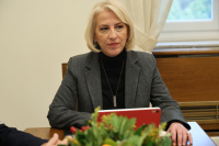 Δούρου: Κόλαφος οι καταγγελίες Κοβέσι - Η κυβέρνηση Μητσοτάκη πρέπει να φύγει