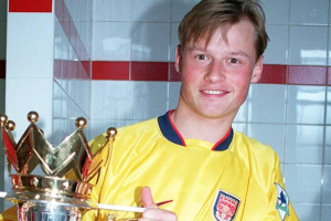 Σκοτώθηκε σε τροχαίο δυστύχημα ο Άλεξ Μάνινγκερ, πρώην τερματοφύλακας της Άρσεναλ