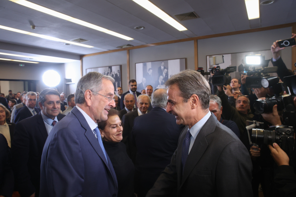 Το «blame game» με τις πρόωρες εκλογές