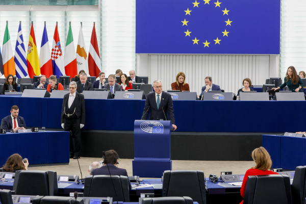 Δημοσίευμα «κόλαφος» για Qatargate: «Λόμπι κάτω από το τραπέζι ή σκάνδαλο διαφθοράς»