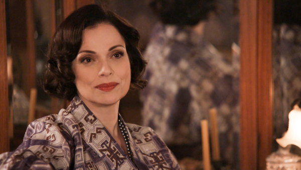 Grand Hotel: Η Κυβέλη «πουλάει» την κόρη της για να πάρει πίσω το ξενοδοχείο