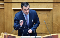 Χαρίτσης: Το καθεστωτικό θράσος της κυβέρνησης Μητσοτάκη δεν έχει όρια