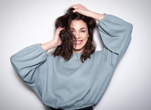 Ιωάννα Τριανταφυλλίδου: Ποζάρει χαμογελαστή αγκαλιά με τον γιο της