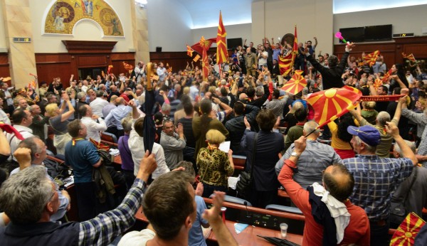 Ντοκουμέντα από τη ΝΔ γιά υπουργούς και στελέχη του ΣΥΡΙΖΑ που συμφωνούν με τον όρο "Μακεδονία"