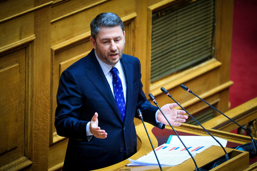 Γιατί το ΠΑΣΟΚ στρέφεται στην πρόταση μομφής