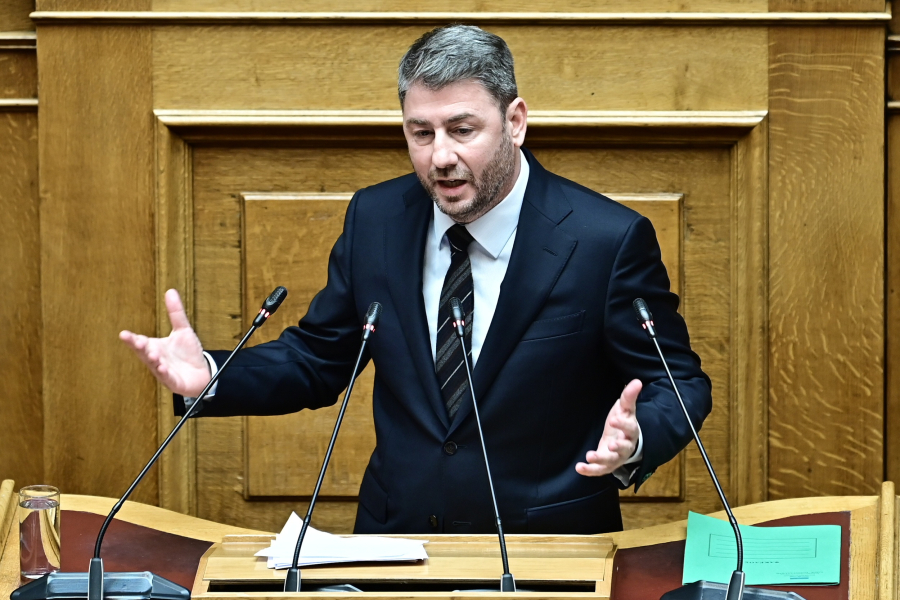 Ο Ανδρουλάκης μέχρι και την Τετάρτη δεν μπορεί παρά να καταθέσει την πρόταση μομφής