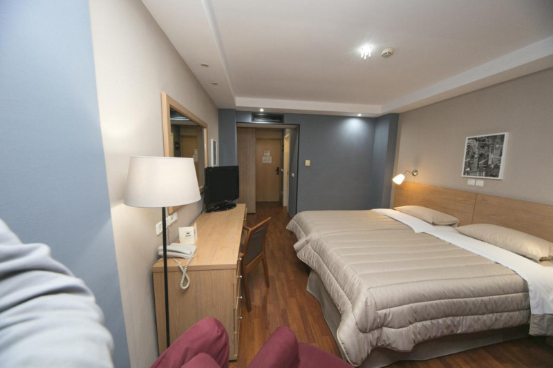 Πώς θα λειτουργήσουν φέτος ξενοδοχεία, ενοικιαζόμενα δωμάτια και κάμπινγκ