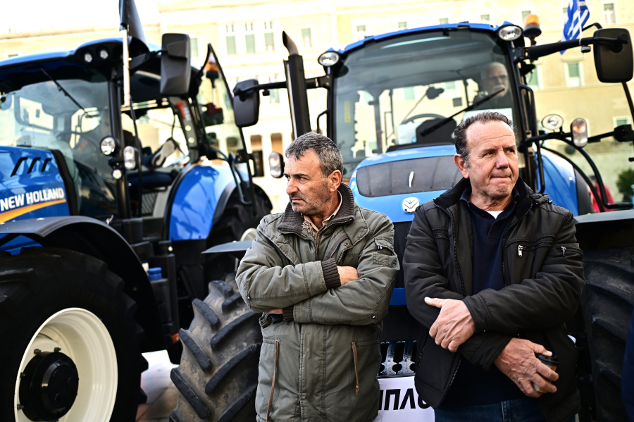 Δόθηκαν προσωρινά την κυκλοφορία των οχημάτων οι Σταδίου και Αγίου Κωνσταντίνου