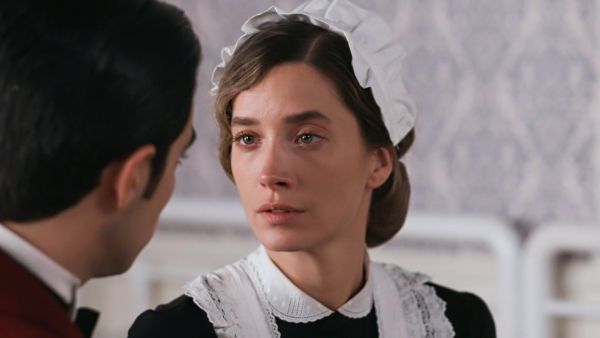 «Grand Hotel»: Ο Ρήγας «πιάνει» την Αλίκη και τον Πέτρο στην κουζίνα